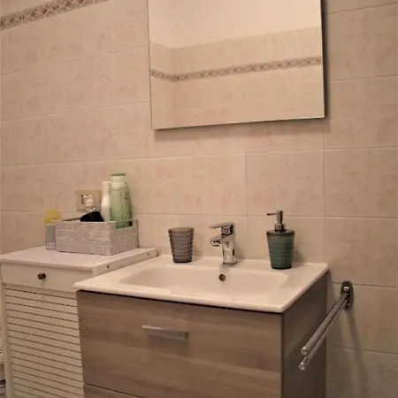 Apartment In Lurago Derba - Provinz 42304 *